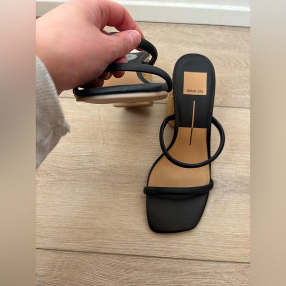 Dolce Vita Black Women's Sandals - Picture 4 of 6